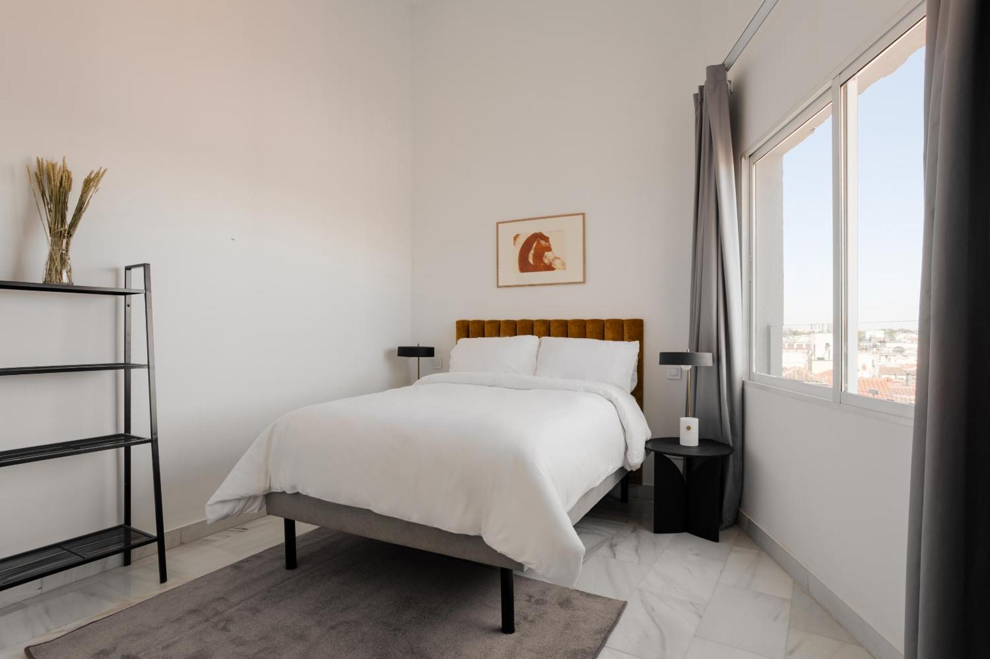 Aparthotel Sonder Santa Ana Madryt Zewnętrze zdjęcie